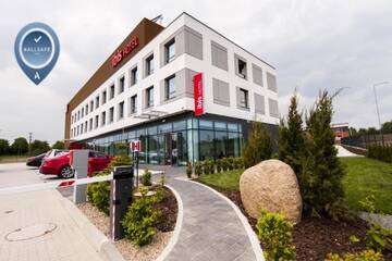 Фотографии Отель Ibis Poznan Polnoc г. Сухы-Ляс (Польша) №1 Фото Отель Ibis Poznan Polnoc г. Сухы-Ляс 1